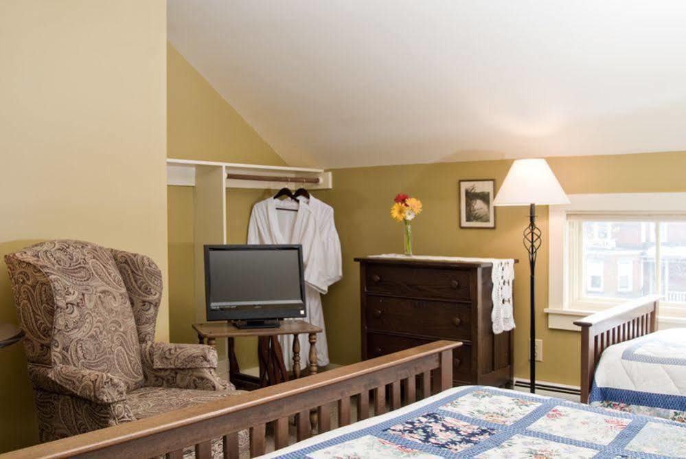 Inn On The Green Middlebury Exterior photo