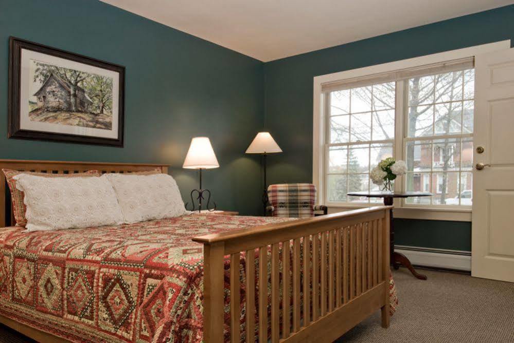 Inn On The Green Middlebury Exterior photo